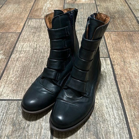 Miz Mooz Women’s 36 Leighton Leather‎ Boots in Ocean - Picture 1 of 16